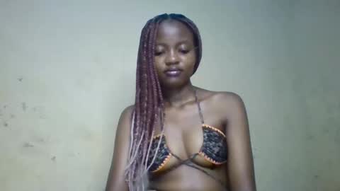 Snapshot of african_beuty20 chatting on 04.10.26 Wendy online show from 04.10.26