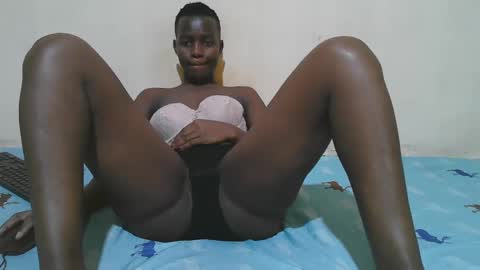 african_pussy2 online show from 03.06.25