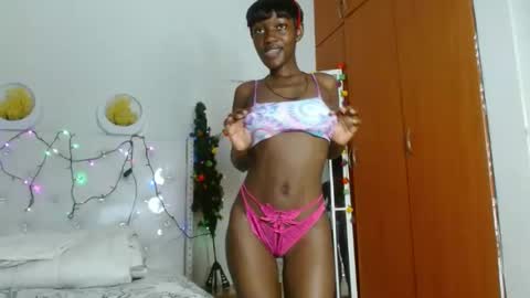 Snapshot of africanpetitequeen chatting on 12.16.24 CIARA online show from 12.16.24