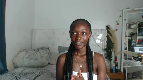Snapshot of africanpetitequeen chatting on 01.06.25 CIARA online show from 01.06.25
