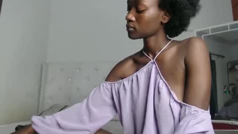 Snapshot of africanpetitequeen chatting on 01.29.25 CIARA online show from 01.29.25