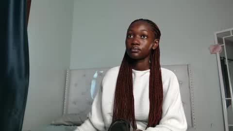 Snapshot of africanpetitequeen chatting on 10.13.25 CIARA online show from 10.13.25