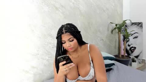 Snapshot of afrodita_roos_ chatting on 09.17.25 Afrodita Ross online show from 09.17.25