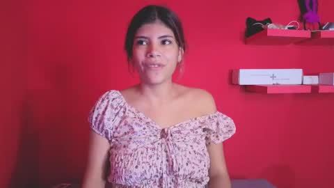 Snapshot of afroditamoore chatting on 10.14.25 afroditamoore online show from 10.14.25