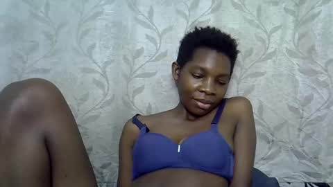 pink  and josphen online show from 03.02.25