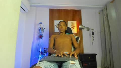 afrowayuu online show from 06.29.26