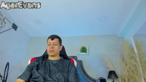 Snapshot of agarevans chatting on 07.07.26 AGAR online show from 07.07.26