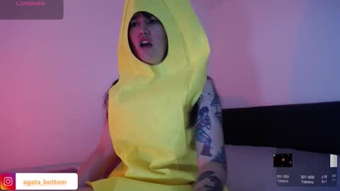 Snapshot of agata_bolton chatting on 10.31.25 Agata online show from 10.31.25