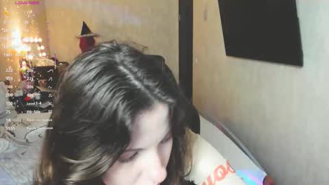 Snapshot of agata_in_wonderland chatting on 10.12.25 agata_in_wonderland online show from 10.12.25