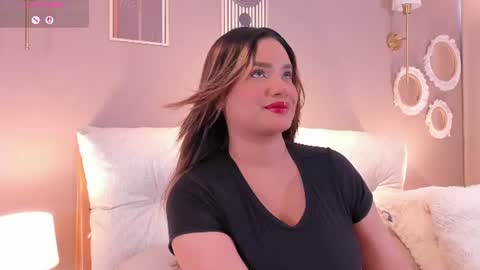 Snapshot of agata_laurent_ chatting on 06.12.26 Agata Lauret online show from 06.12.26