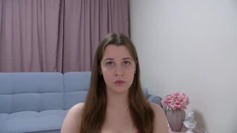 Snapshot of agataaisitt chatting on 06.17.26 Agata Aisitt online show from 06.17.26