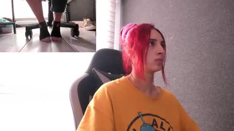 Agata Collinss online show from 01.18.26