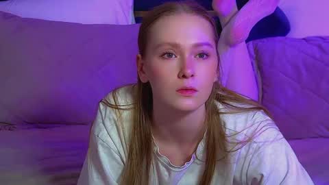 Snapshot of agatafoxley chatting on 02.20.26 AgataFoxley online show from 02.20.26