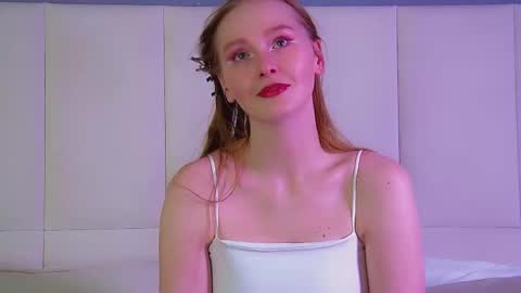 Snapshot of agatafoxley chatting on 02.21.26 AgataFoxley online show from 02.21.26