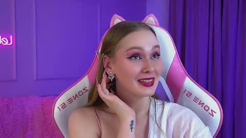 Snapshot of agatafoxley chatting on 02.28.26 AgataFoxley online show from 02.28.26