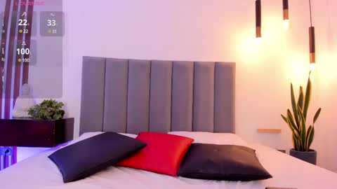 Snapshot of agatarose1 chatting on 02.10.25 AgataRose online show from 02.10.25