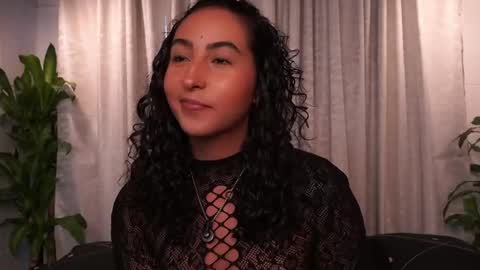Snapshot of agatha_collinss chatting on 05.20.26 Val inst agatha clls online show from 05.20.26