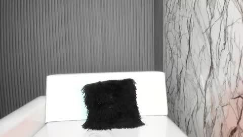 Snapshot of agatha_foxy1 chatting on 10.04.25 NATASHA online show from 10.04.25