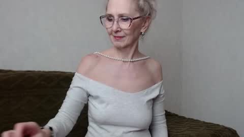 Agatha online show from 02.12.25