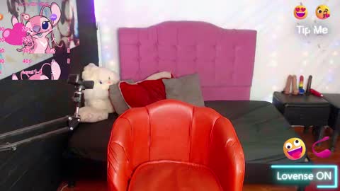 Snapshot of agatha_prime chatting on 02.26.25 CAROLINA online show from 02.26.25