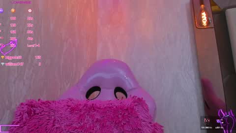 Snapshot of agatha_russh_ chatting on 01.11.25 LUNNA online show from 01.11.25