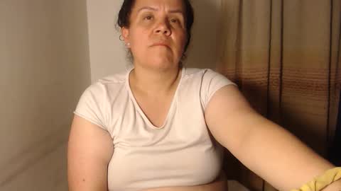 Snapshot of agathaaaa chatting on 03.22.26 online show from 03.22.26