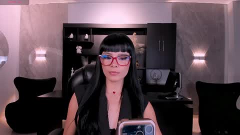 Snapshot of agathakondo chatting on 06.27.26 Agatha online show from 06.27.26