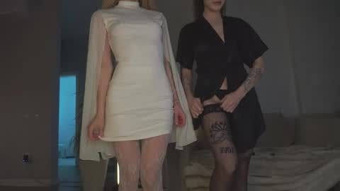 Snapshot of agent_blonde chatting on 04.11.26 May online show from 04.11.26