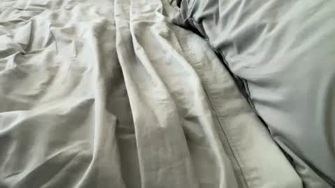 Snapshot of aggbb chatting on 12.07.24 Annie online show from 12.07.24