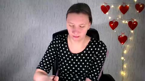Snapshot of agnete_ chatting on 02.11.25 encyclopedia of naughty online show from 02.11.25