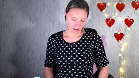 Snapshot of agnete_ chatting on 02.13.25 encyclopedia of naughty online show from 02.13.25