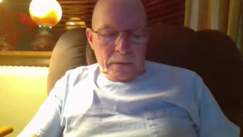 aguynrkfrd online show from 12.02.24