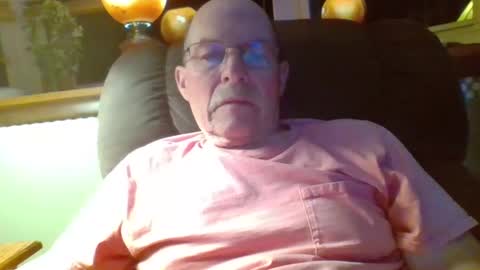 aguynrkfrd online show from 11.08.25