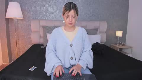 Snapshot of ah_mara chatting on 01.07.26 Ahmara online show from 01.07.26