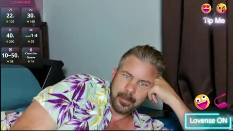 Snapshot of ahardman10 chatting on 05.13.26 Blue Eyed Handsome Man online show from 05.13.26