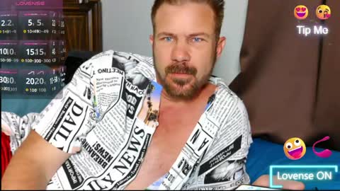 Snapshot of ahardman10 chatting on 05.15.26 Blue Eyed Handsome Man online show from 05.15.26