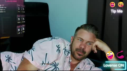 Snapshot of ahardman10 chatting on 05.23.26 Blue Eyed Handsome Man online show from 05.23.26