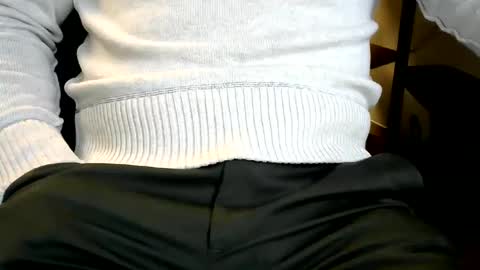 Snapshot of ahdjrucnsjwncnd chatting on 02.19.25 Nick online show from 02.19.25