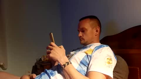 Snapshot of ahim30 chatting on 11.21.25 Ahim30 online show from 11.21.25