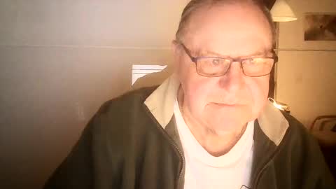 Snapshot of ahmole chatting on 12.10.24 Ole online show from 12.10.24