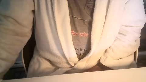 Snapshot of ahmole chatting on 02.02.25 Ole online show from 02.02.25