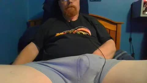 Snapshot of ahrnycumtoy chatting on 02.01.25 hrnycummer online show from 02.01.25