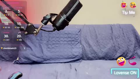 Snapshot of ahsleysnow chatting on 03.08.25 AHSLEY online show from 03.08.25