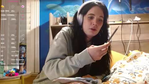 Kat online show from 04.20.26