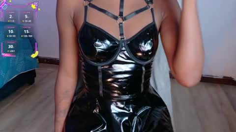 Ahvi Ebony online show from 11.14.25