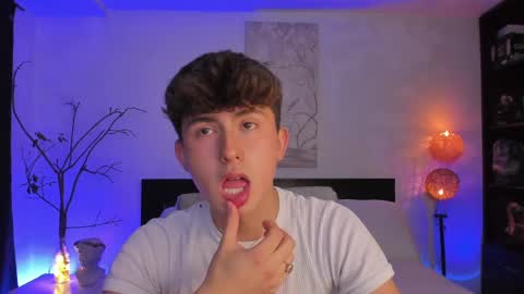 A H  online show from 03.01.25