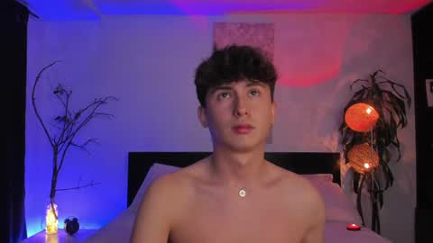 A H  online show from 03.06.25