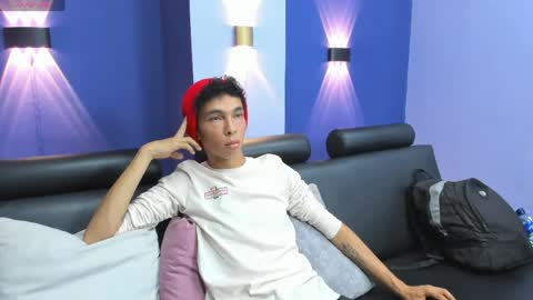 Snapshot of aidencir chatting on 05.22.26 Aiden online show from 05.22.26