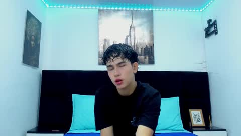 Snapshot of aiiden_15 chatting on 01.21.25 Aiden  online show from 01.21.25