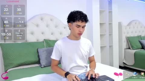 Snapshot of aiiden_15 chatting on 01.30.25 Aiden  online show from 01.30.25